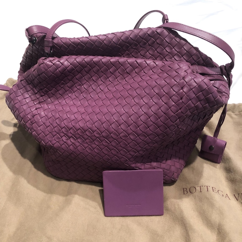 Bottega Veneta Assenzio Box Bag Leather Purple